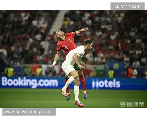 世界足球明星佩佩的传奇生涯与场上风采揭秘 世界足球明星佩佩的传奇生涯与场上风采揭秘