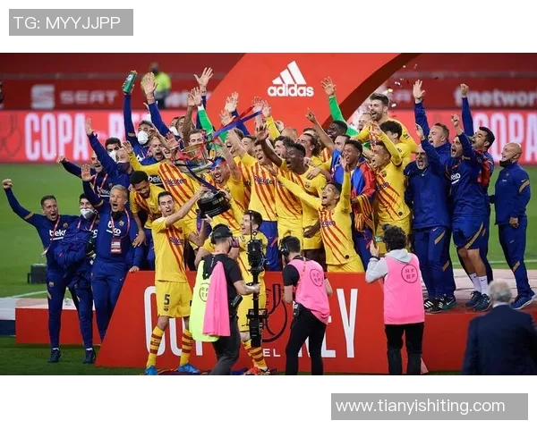 1999年巴西对阵巴塞罗那的经典对决回顾与分析