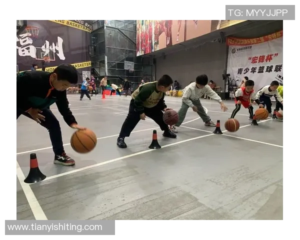 倾心于篮球明星的热爱与追逐展现青春梦想的浪漫旅程